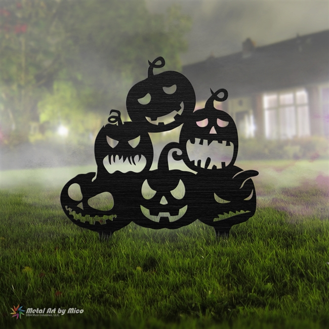 Stacked Jack o' Lanterns Metal Yard Ornament